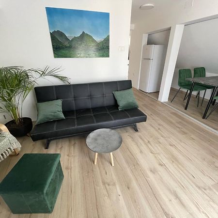 Apartma Tonii โบเว็ก ภายนอก รูปภาพ