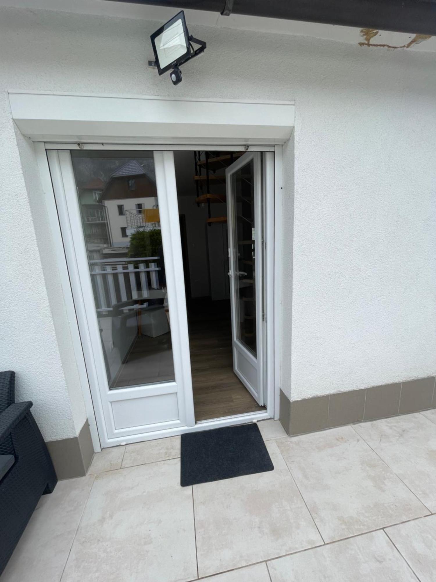 Apartma Tonii โบเว็ก ภายนอก รูปภาพ